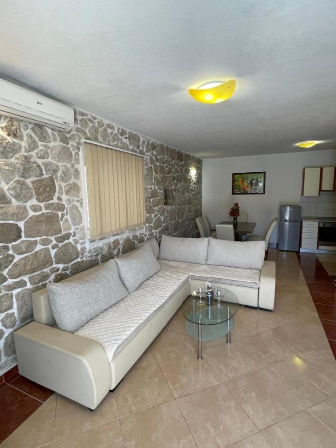 Ivan I Matej Apartments Блаце Екстериор снимка