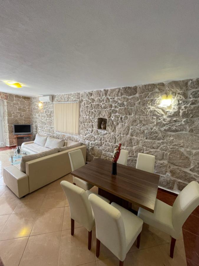 Ivan I Matej Apartments Блаце Екстериор снимка