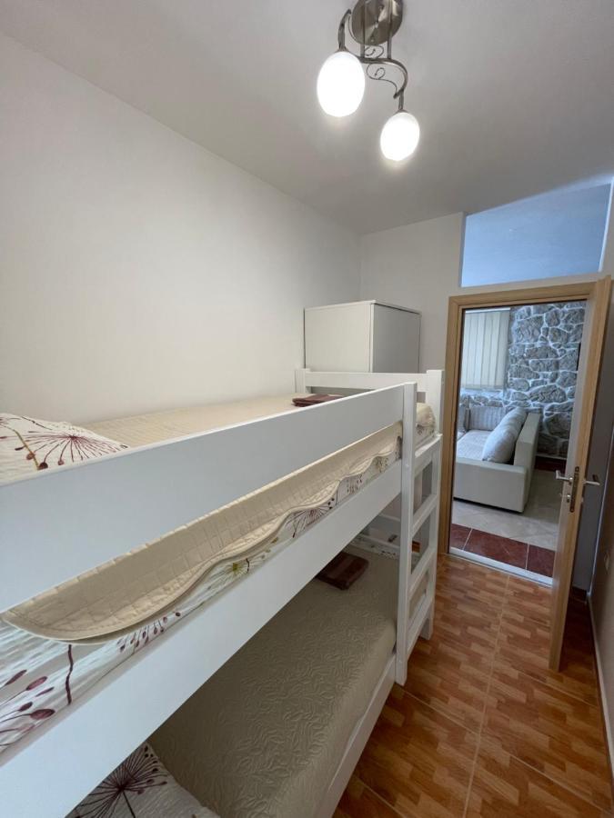 Ivan I Matej Apartments Блаце Екстериор снимка